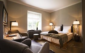 Ulfsunda Slott 4*